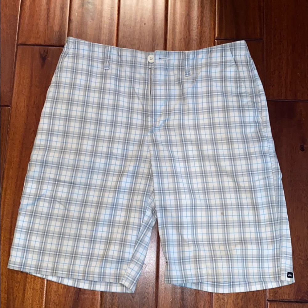 Men’s plaid shorts!